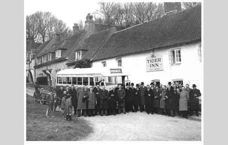 Tiger Inn coach party